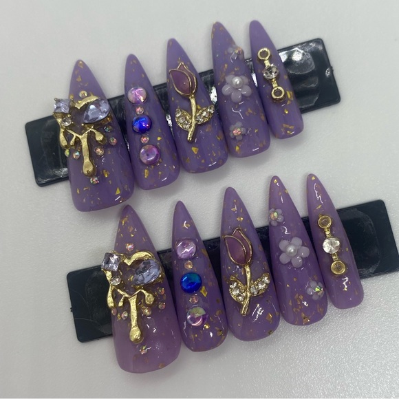 Color Changing Purple to Blue Handmade Press On Nail Set - Picture 7 of 16
